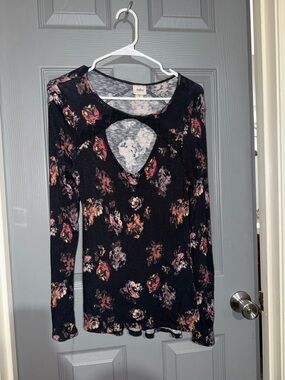 Daytrip Womens Floral Keyhole Lace Trim Long Sleeve Top Black Pink Medium